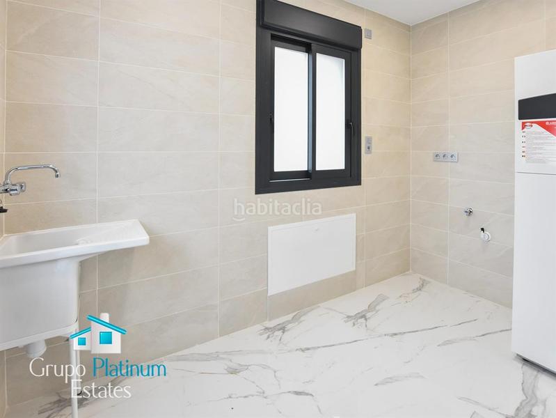 Foto 4c29e999-574a-4f66-bff9-9e346a66d7c8. Chalet with heating pool in Fontanares Lorca