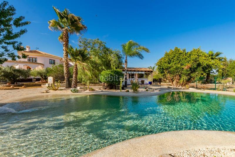 Foto a0f34e67-b4e3-4ed2-a507-419797f2d79f. Chalet en Turre