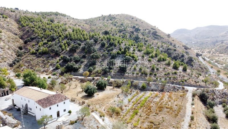 Foto ab16fc04-f4a6-45a0-9e66-27e12b4b3f07. Chalet en Taberno