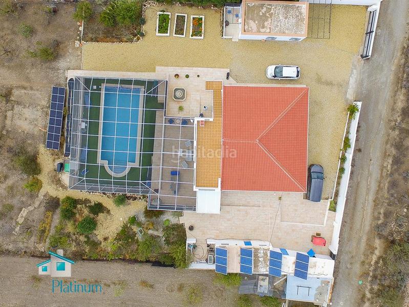 Foto c3322be1-f5fe-41a1-be92-f8137e8ca679. Chalet en Oria