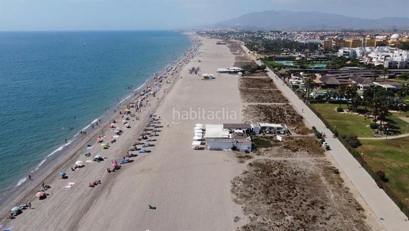 Foto f5490fe6-19cb-4cc9-b126-ba3963173f33. Apartament amb aparcament piscina a Las Salinas Vera