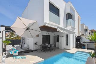 Casa adossada en San Juan de los Terreros