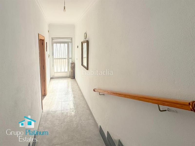 Foto 765ff957-12a2-41b0-91cd-0c6ccc45d3e0. Casa adossada a Taberno