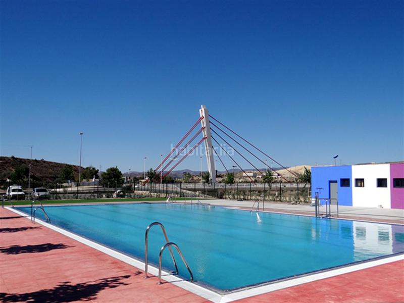 Foto 06027b5c-0214-460e-ae96-0a0f4bc8aa9d. Casa adossada amb aparcament a Albox