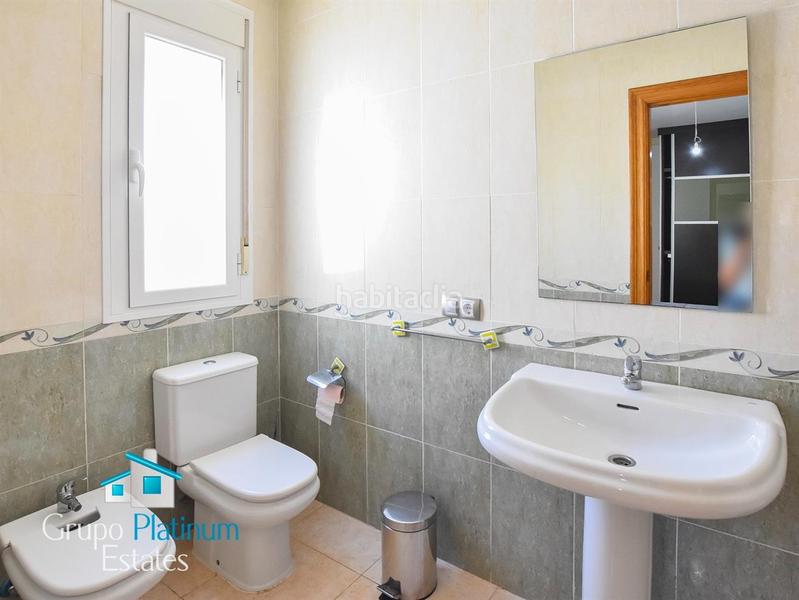 Foto 46692806-70a9-434a-962e-7cb0f090fadc. Casa adossada amb aparcament a Albox