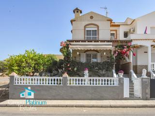 Casa adosada en San Juan de los Terreros