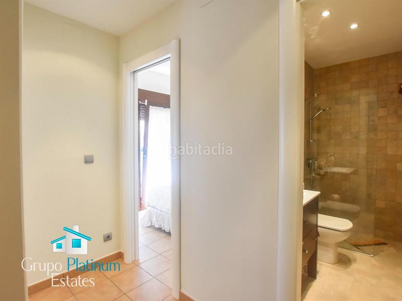 Foto 5ccd5aa4-0471-4fb5-995c-dff4bf862b9e. Casa adossada amb calefacció aparcament a Cúllar