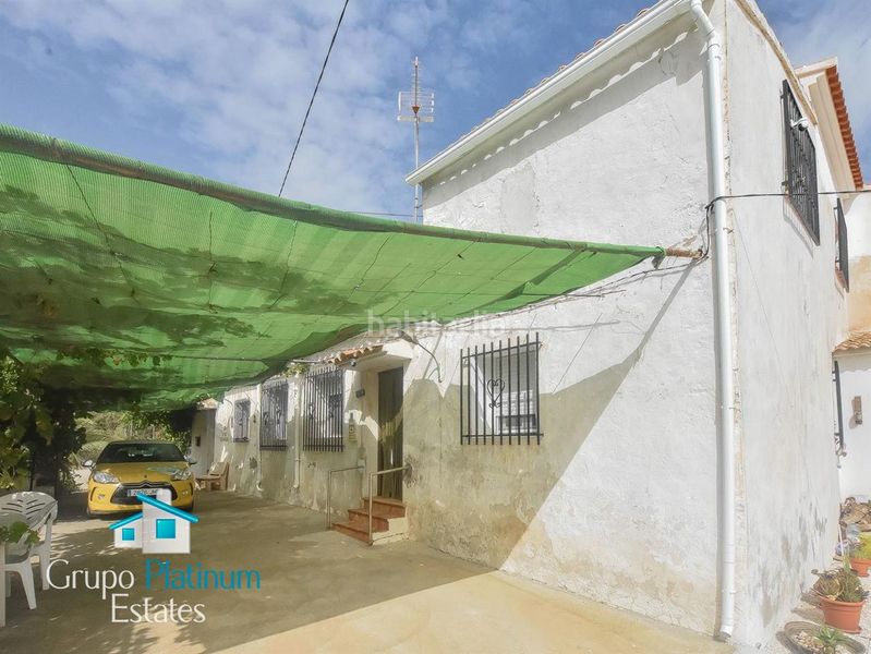 Foto 2806b35f-3236-415b-89fe-a99b127c6107. Casa adossada amb aparcament a Lubrín