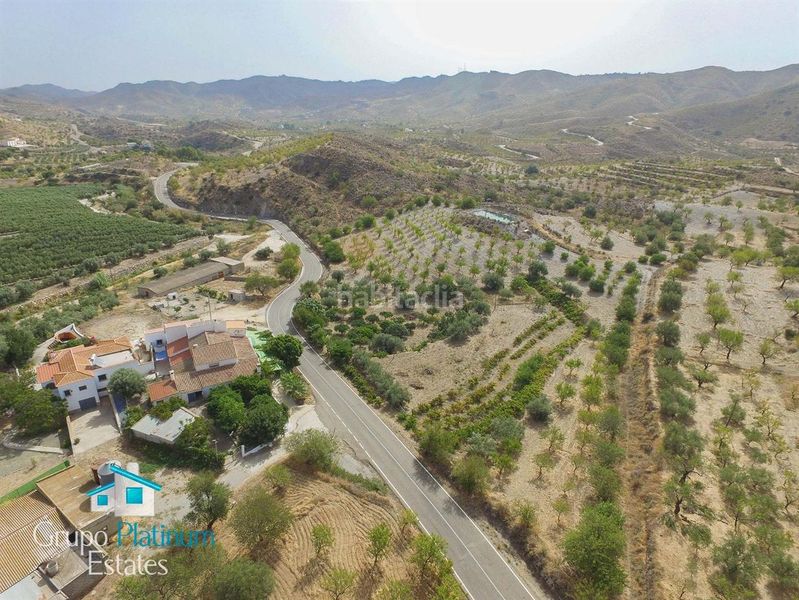 Foto ee9a2ba1-b738-4a31-abdb-08a2a6ac2c73. Casa adossada amb aparcament a Lubrín