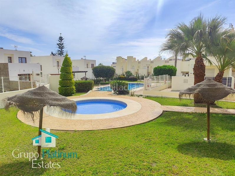 Foto 7734fc23-42f3-4c62-805c-e6613f22c299. Casa aparellada amb aparcament piscina a Villaricos Cuevas del Almanzora