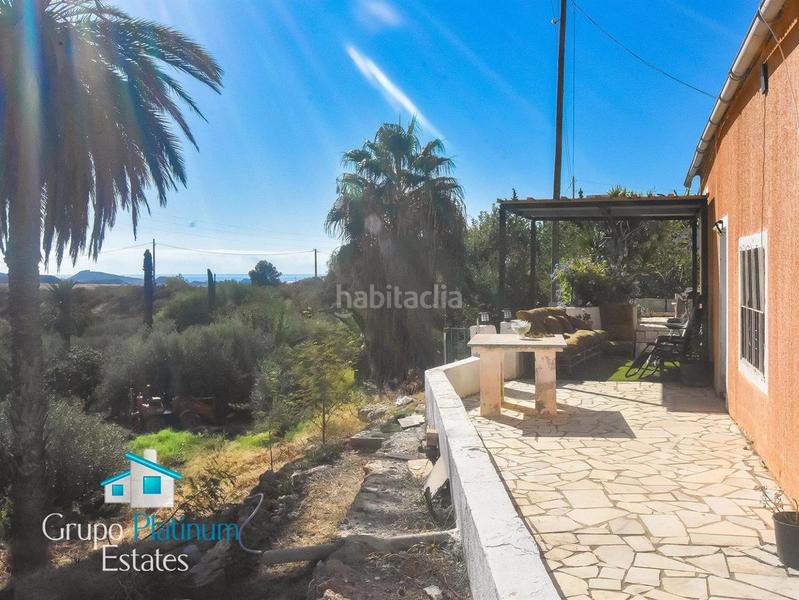 Foto 8a32baab-818f-4496-96bb-f483365aeabe. Chalet avec parking dans San Juan de los Terreros