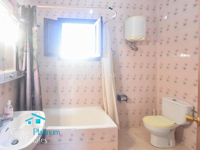 Foto cf365cca-213a-40bd-a378-4e2d4dbc53d8. Chalet avec parking dans San Juan de los Terreros