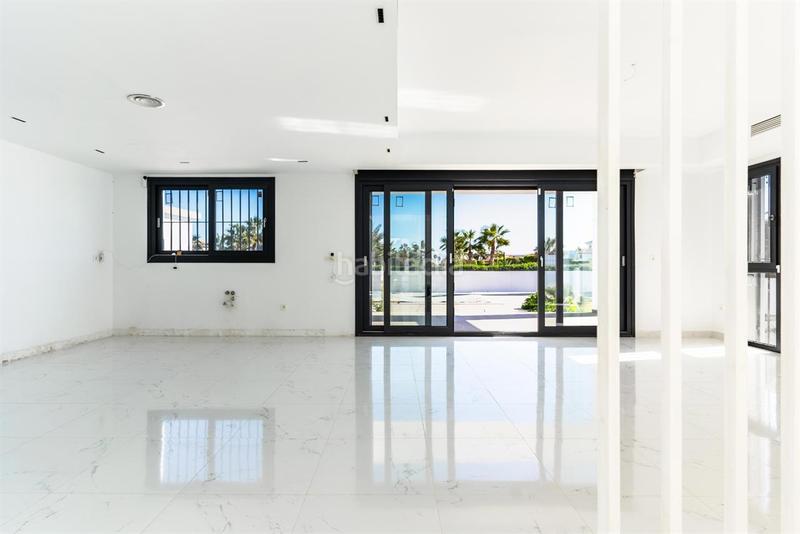 Foto 42912ad9-bd38-4f4b-b831-d2a00afb7a86. Chalet avec parking piscine dans El Playazo Vera