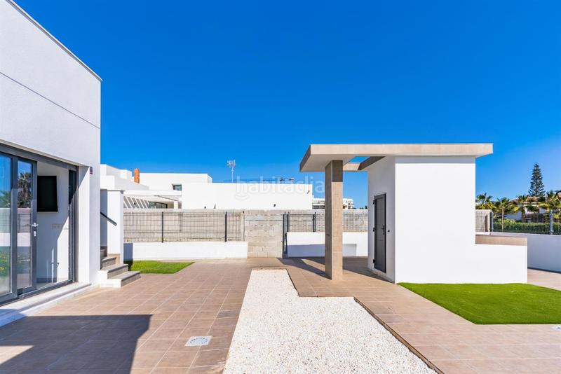 Foto 5ce13b08-0837-4122-a273-056dc2776f9c. Chalet avec parking piscine dans El Playazo Vera