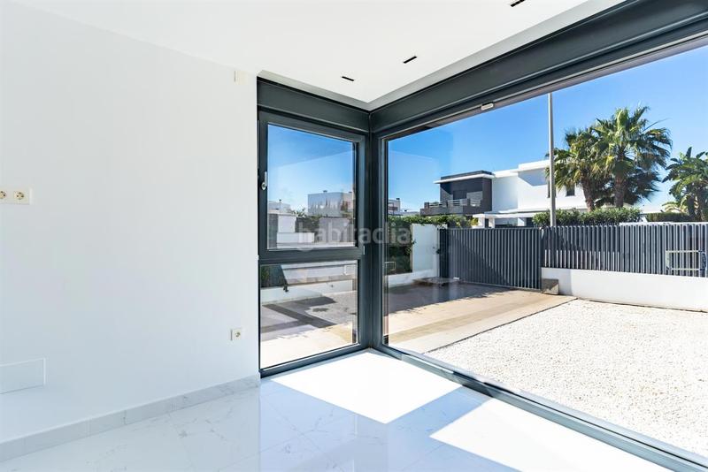 Foto db89ae73-843b-4d69-8db9-3a2ab06f6c61. Chalet avec parking piscine dans El Playazo Vera