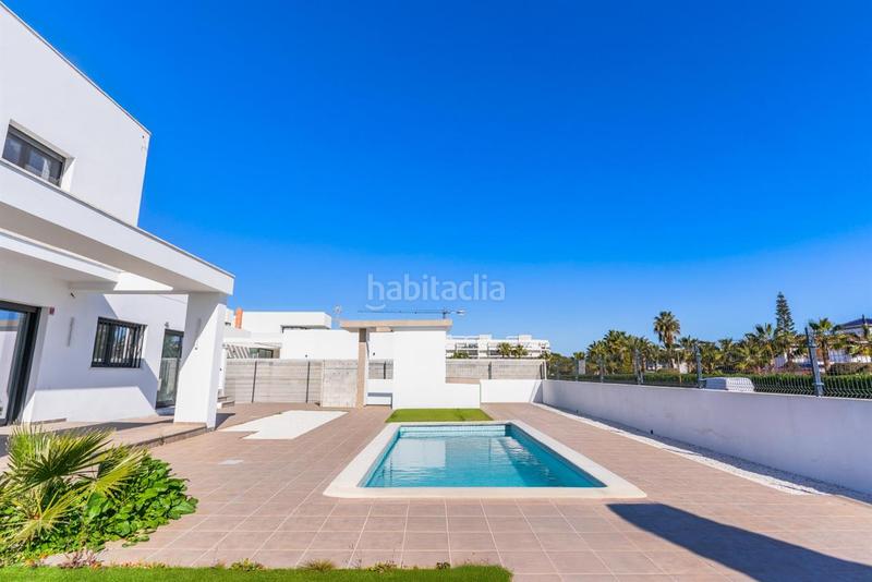 Foto dbf85890-a99e-4a75-9e50-a6700de7672c. Chalet avec parking piscine dans El Playazo Vera