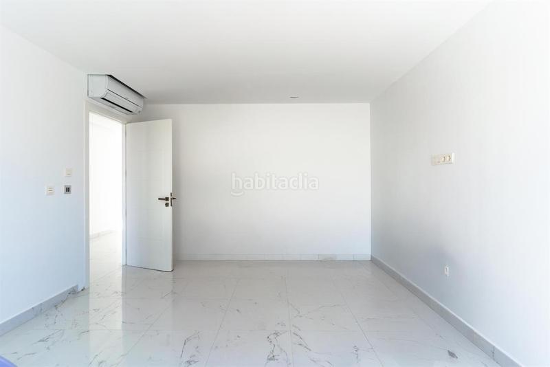 Foto f07c7e16-443b-4692-a803-e5c254340e7f. Chalet avec parking piscine dans El Playazo Vera