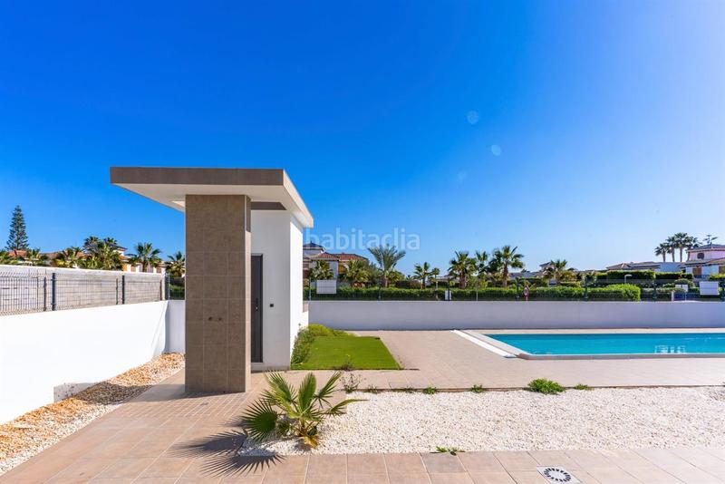 Foto 3a16044a-df89-4e0b-ae1d-7a490a0f8376. Chalet en El Playazo Vera