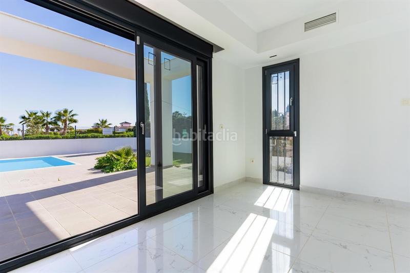 Foto 70b88537-7ea0-4133-b2c6-3a87e7cf8444. Chalet en El Playazo Vera