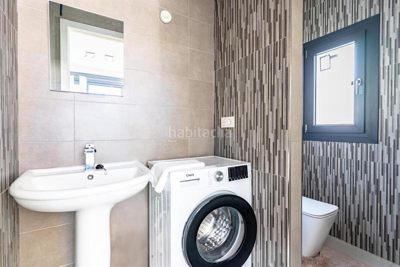 Foto c28f61b7-5025-4cb0-a1c5-96c2e3a3c131. Chalet en El Playazo Vera