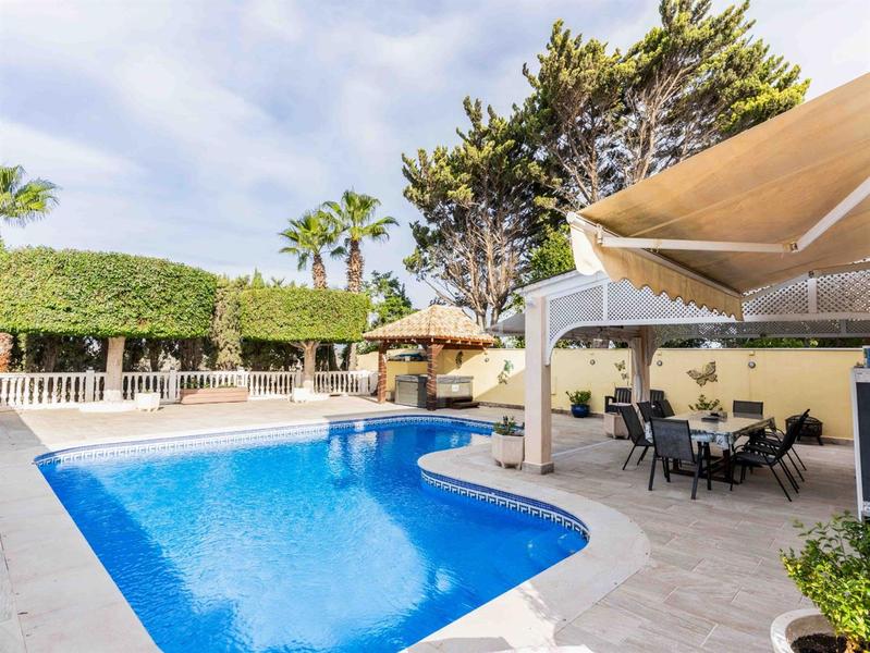 Foto bc1cf447-aeee-4068-a805-e12ae20e836a. Chalet with heating parking pool in Las Marinas Garrucha