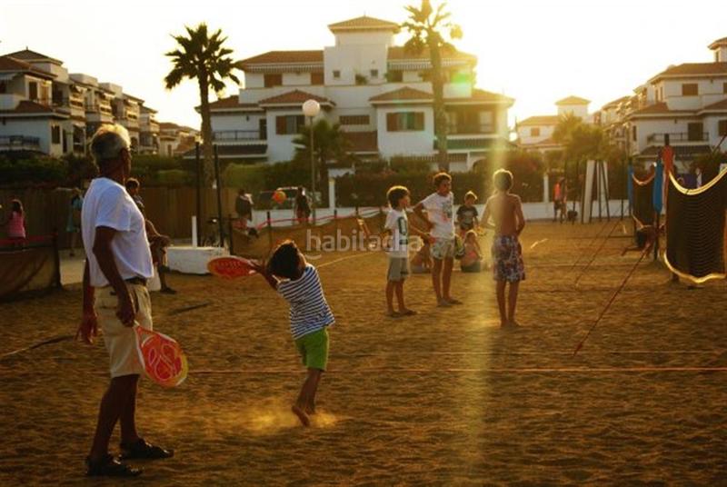 Foto 0f192c46-2b81-4d5e-8af4-d275f062067f. Chalet avec parking piscine dans puerto Vera Vera