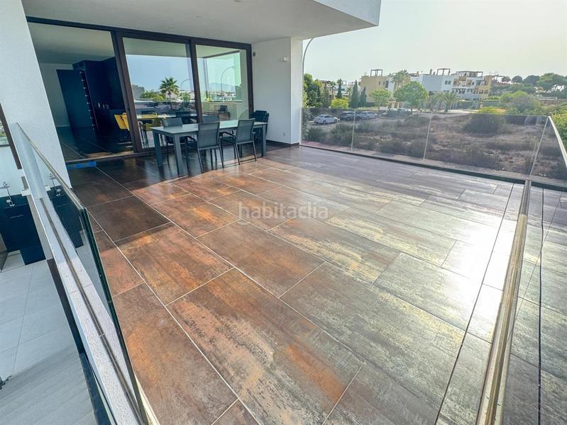 Foto 175cf9c3-ec25-450a-8cd9-d1285ea9c9f1. Chalet avec parking piscine dans puerto Vera Vera