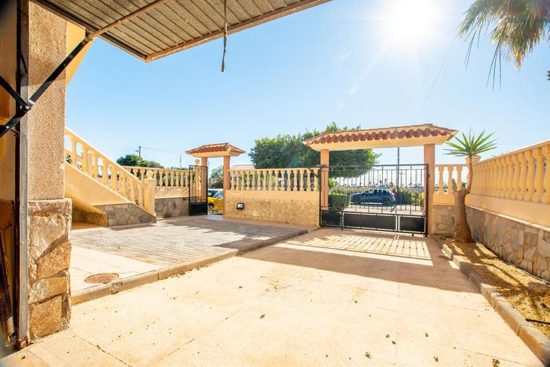 Foto 094925e0-fc98-4d2e-b458-8cedb244f3b6. Chalet mit parking pool in San Juan de los Terreros