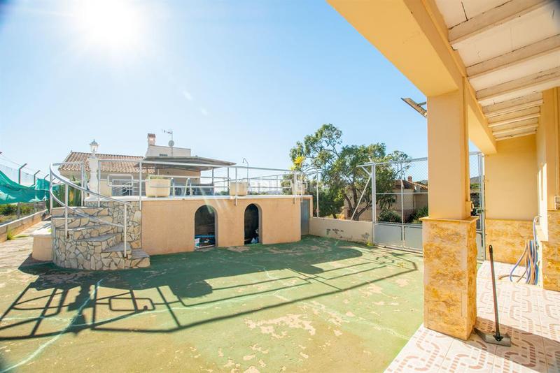 Foto d5bfbe6b-ea1e-4ed5-aaeb-c516bc255c3a. Chalet with parking pool in San Juan de los Terreros