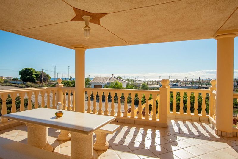 Foto e3766c9f-4255-46db-ac35-335f7b75a382. Chalet en San Juan de los Terreros