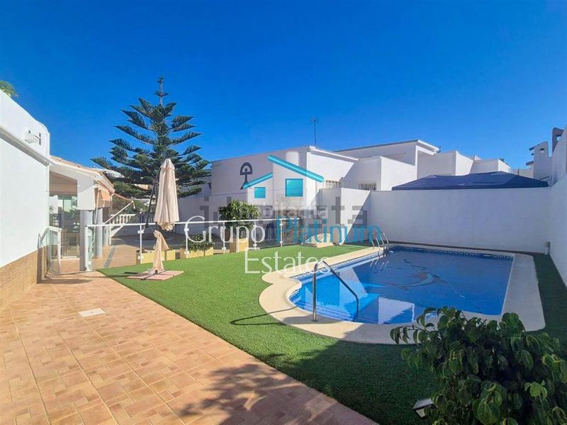 Foto 1c671e7b-658c-48c7-94d5-7f988ca2ea25. Chalet en San Juan de los Terreros