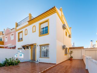 Semi detached house in San Juan de los Terreros