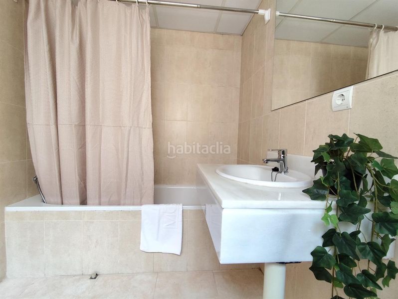 Foto 23d4710b-a5d2-4d0e-8f9f-fb23964558b1. Apartament amb aparcament piscina a Puerto Rey Vera