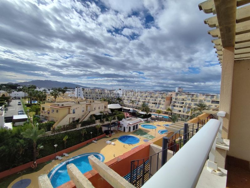 Foto 48027ed9-4456-4055-ad91-a82d7df59d48. Apartament amb aparcament piscina a Puerto Rey Vera