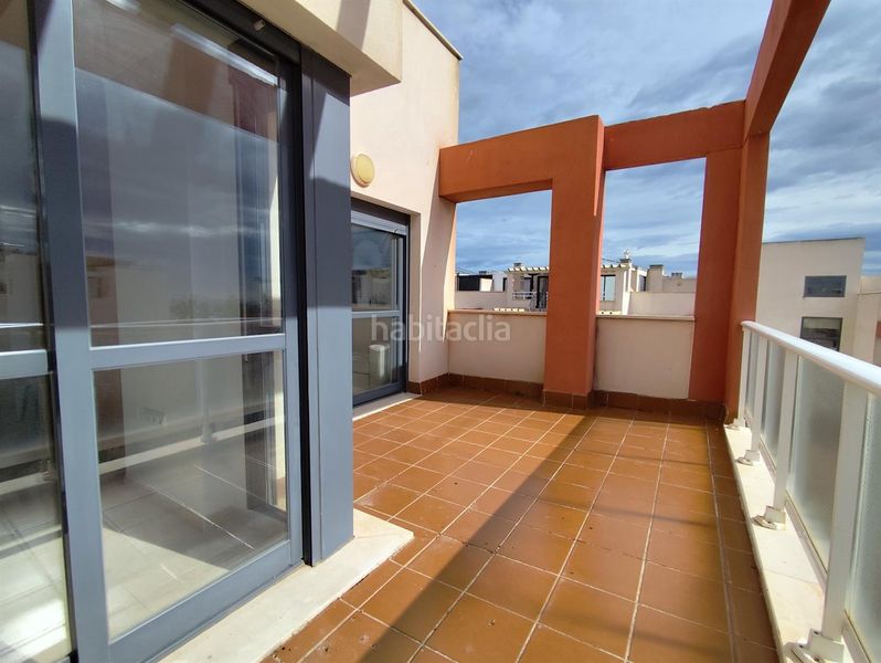 Foto fff8dae3-71b7-4399-967f-ae90845cfb88. Apartament amb aparcament piscina a Puerto Rey Vera