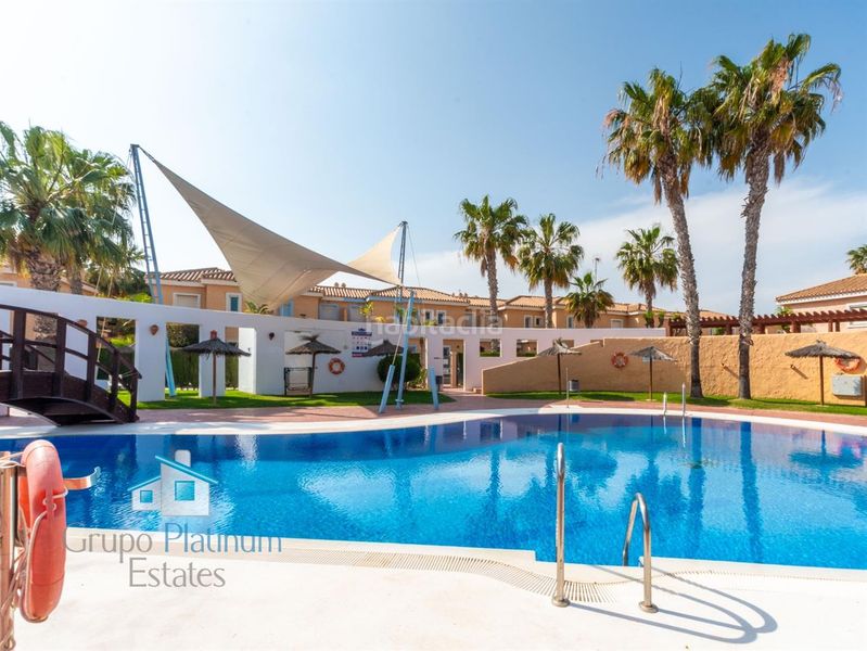 Foto 20b527db-36a4-482f-8f20-c21a85fe2f6d. Apartament amb piscina a Las Marinas - Pueblo Laguna Vera