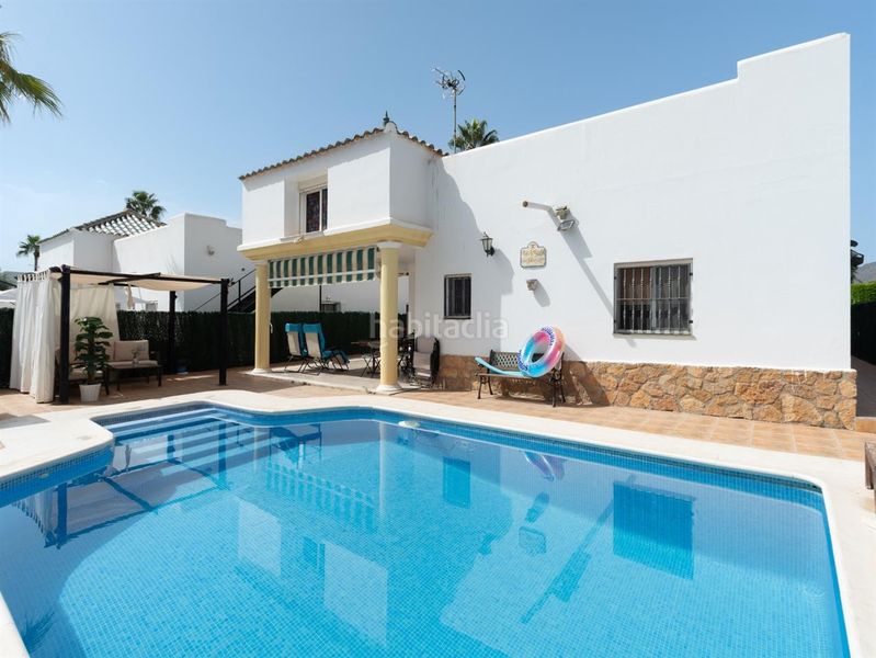 Foto 020bd4b6-84bb-43c8-9558-f2a79e6af9b7. Chalet mit parking pool in San Juan de los Terreros