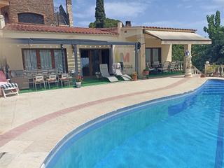 Chalet in Puig Ses Forques - Torre Colomina. Con vistas al mar y piscina