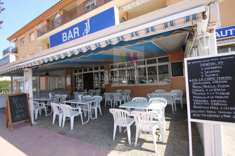 Foto f3020942-af80-42e0-a0d0-fd852664d8f9. Locale commerciale in Avinguda Catalunya Palamós