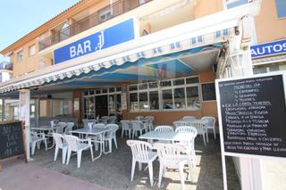 Locale commerciale in Avinguda Catalunya