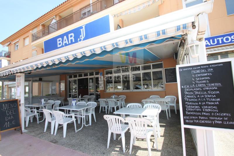 Foto f31e794d-76d8-4244-8804-5903bf9e1641. Locale commerciale in Avinguda Catalunya Palamós