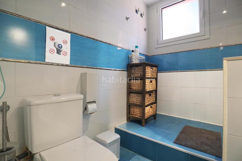 Foto 9e3d19ab-5594-4c96-8b00-dba5a7c580de. Chalet  familiar en zona tranquila, cerca del centro urbano. en Vall-llobrega