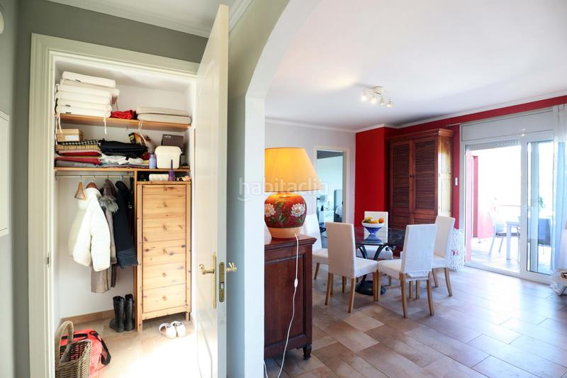 Foto c65e426d-c465-4a73-8d0a-3d5ebfe2e95c. Chalet  familiar en zona tranquila, cerca del centro urbano. en Vall-llobrega