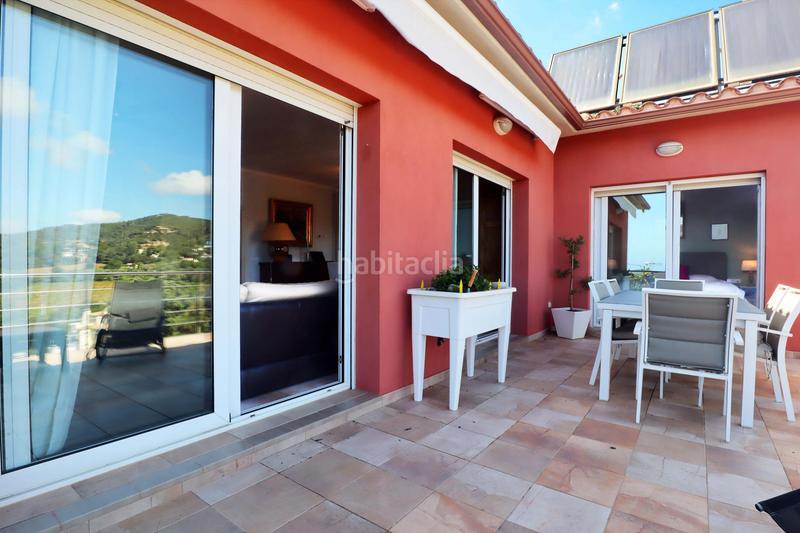 Foto d6706842-38d4-44e6-add5-98374729817c. Chalet  familiar en zona tranquila, cerca del centro urbano. en Vall-llobrega