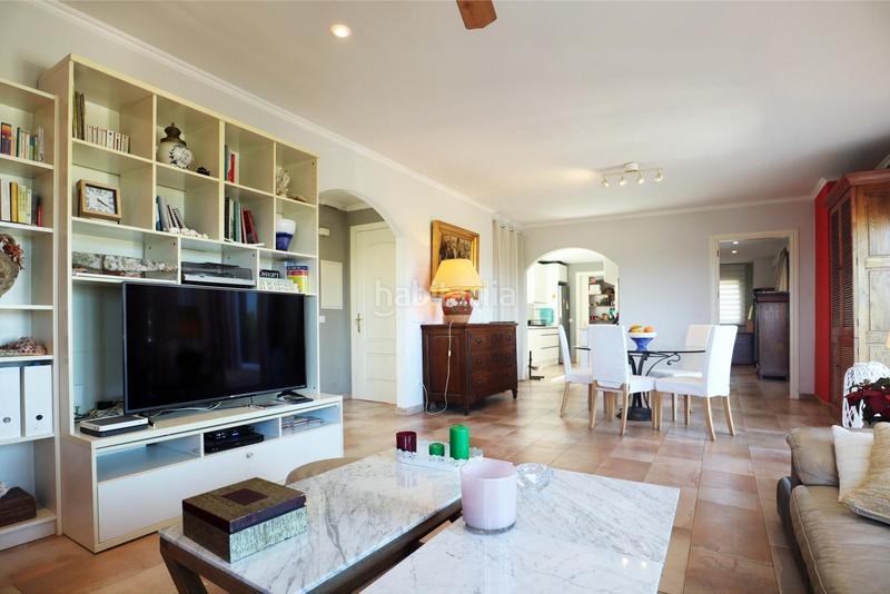 Foto d84cc11b-3ee9-4c9b-accf-71d1baf80f57. Chalet  familiar en zona tranquila, cerca del centro urbano. en Vall-llobrega