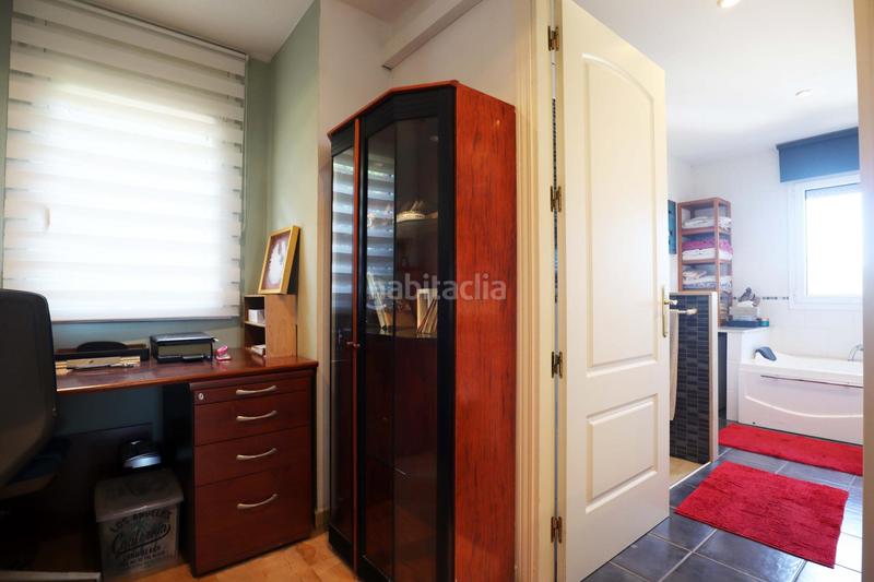 Foto d97abdb6-8dff-434c-b3f2-cea9fe8de586. Chalet  familiar en zona tranquila, cerca del centro urbano. en Vall-llobrega