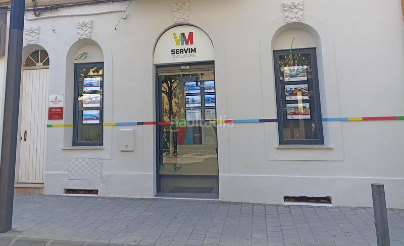Foto ce59e146-0112-4ce7-be08-8ab0935ec8ea. Local comercial negocio inversión en Avinguda Catalunya Palamós