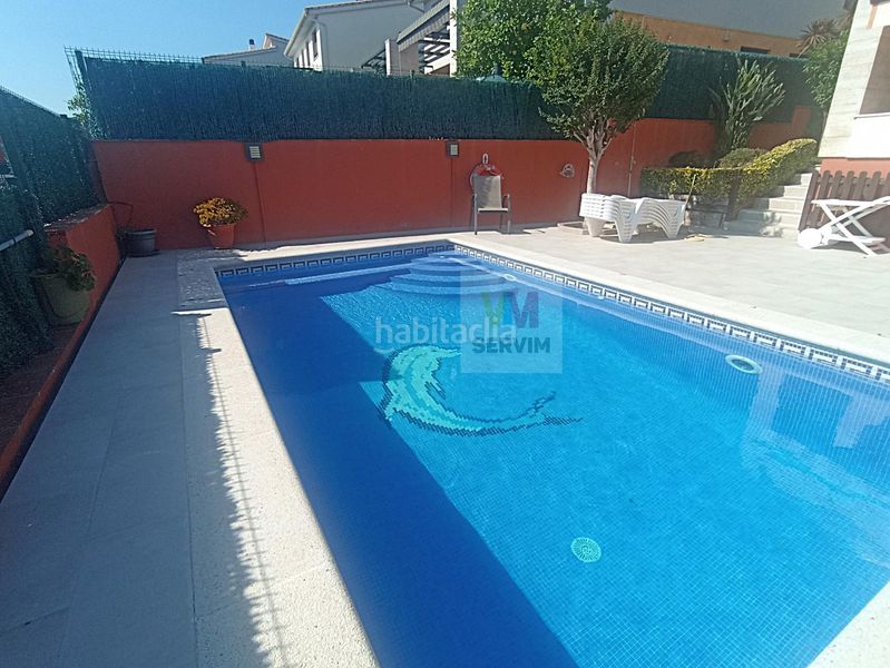 Foto bb277f8e-b476-472c-8c0e-ba0bfd40ca77. Casa adossada amb calefacció aparcament piscina a Palamós