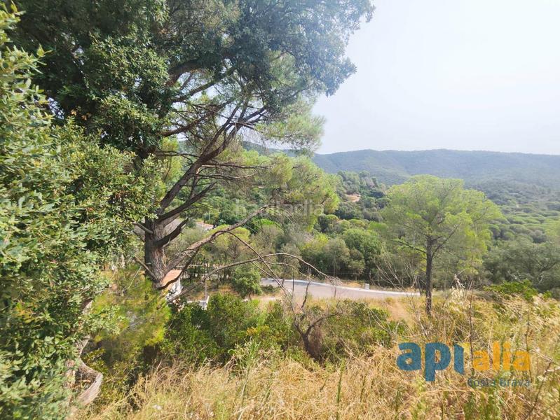 Foto 85ff5d53-e984-4ca3-a46a-5077d2f5ad6e. Terreno residencial parcela de 756m2 en urbanización mas pere en Calonge