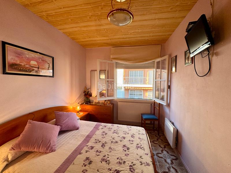 Foto 496613e0-fa74-4116-8ab6-deb77374d56c. Ático luminoso apartamento en platja daro zona fanals en Platja d´Aro